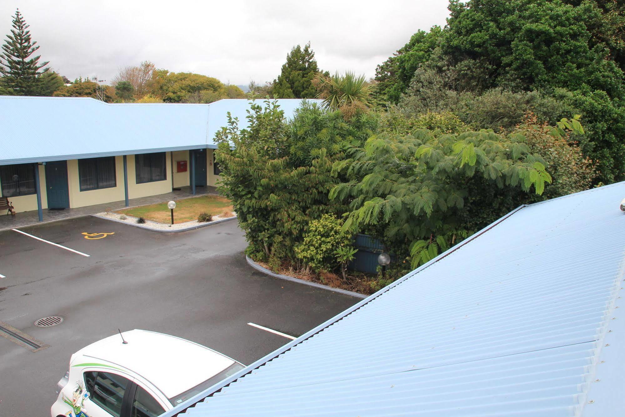 Bassingers Motor Lodge Levin Exterior photo